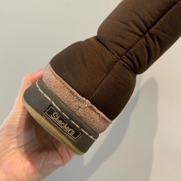 2/$20 Skechers Quilted Winter Boots Cozy Comfort - Picture 8 of 9